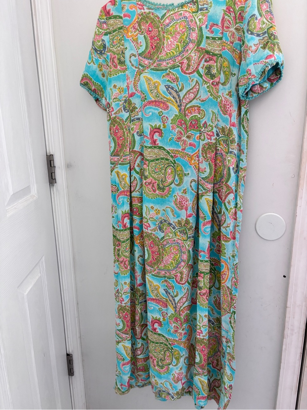 Sarah Elizabeth Sz 6 Aqua Paisley Maxi Dress Pink Green Paisley Pleated Flowy